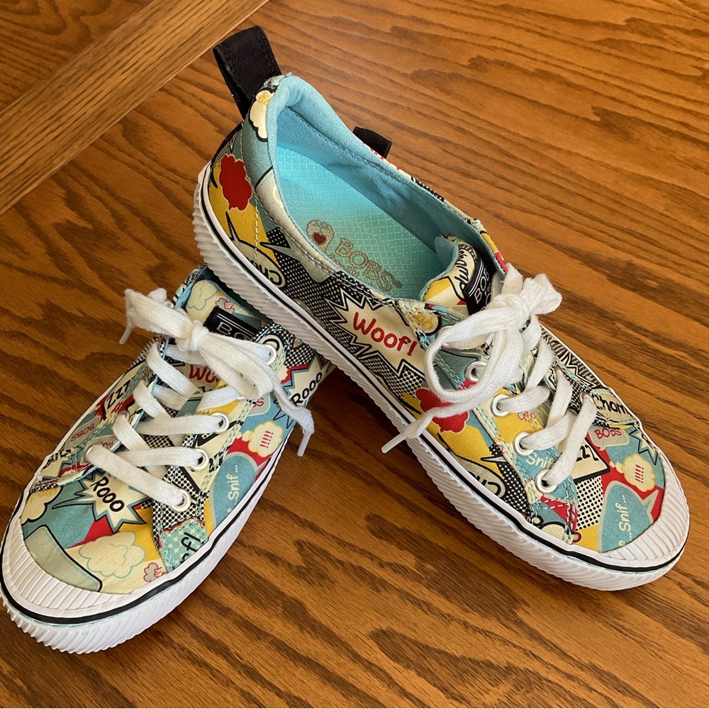 Light Blue Vintage Mutt Sneakers by Sketchers, Women’s Sz 7W